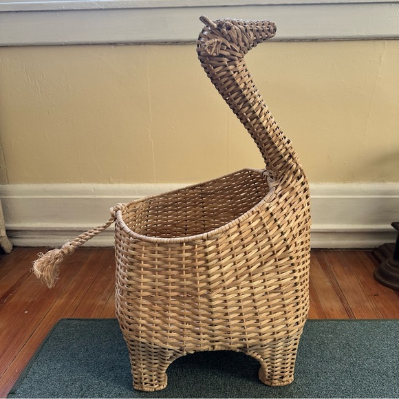 Giraffe Basket - Wicker/ Rattan from Pottery Barn / West Elm - Picture 2 of 6